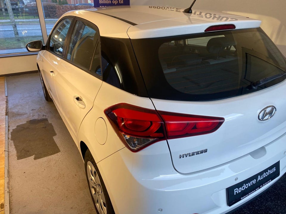 Hyundai i20 1,25 Trend 5d
