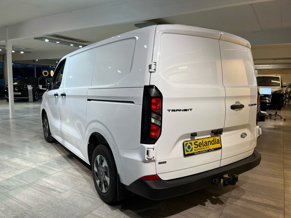 Ford Transit Custom 320S 2,5 PHEV Trend CVT