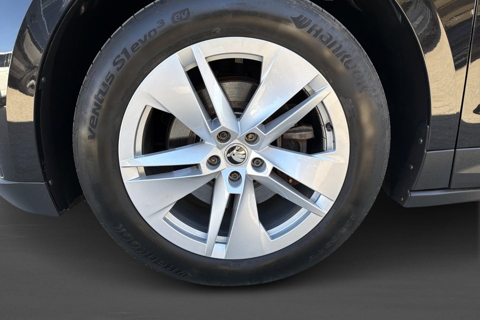 Skoda Enyaq 80 iV Loft 5d