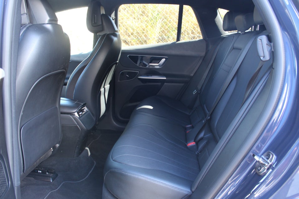 Mercedes EQE350 SUV Advance Plus 4Matic 5d
