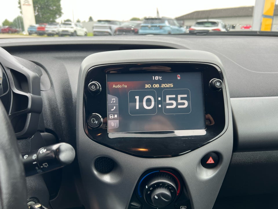 Toyota Aygo 1,0 VVT-i x-plore 5d