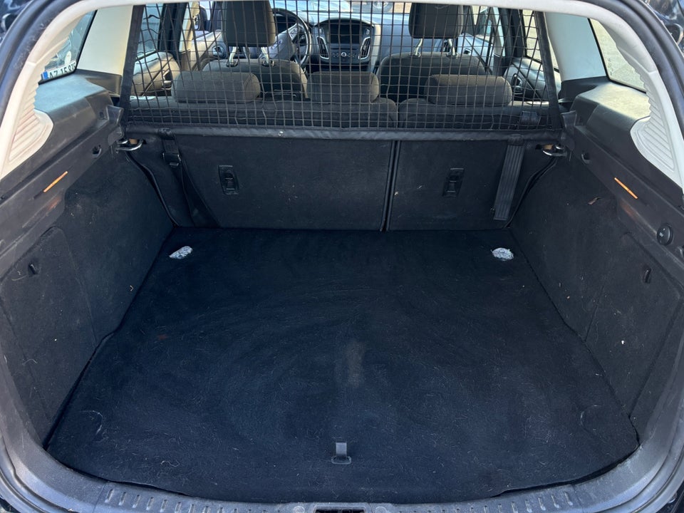 Ford Focus 1,0 SCTi 100 Titanium stc. 5d