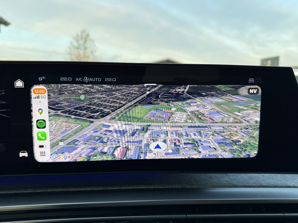 Peugeot e-3008 77 GT Pack 5d