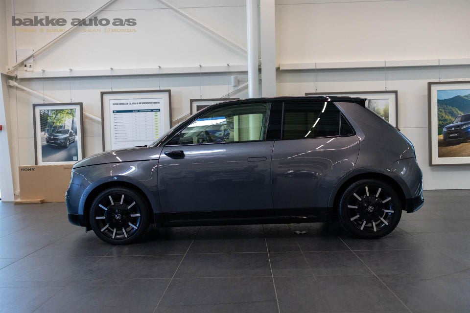 Honda e Advance 5d