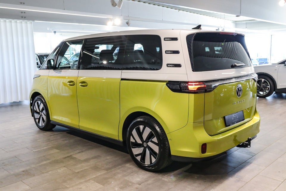 VW ID.Buzz 77 Pro SWB 5d