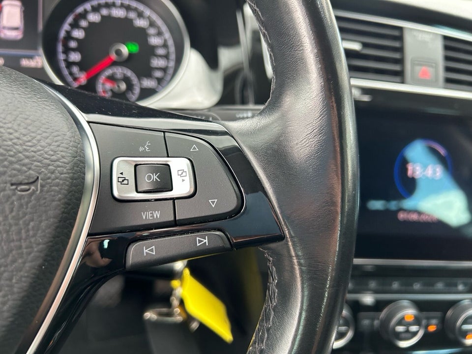 VW Golf VII 1,5 TSi 150 Highline Variant DSG 5d