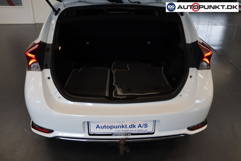 Toyota Auris 1,8 Hybrid H2+ CVT 5d