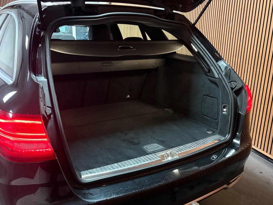 Mercedes C220 2,2 BlueTEC Avantgarde stc. aut. 5d