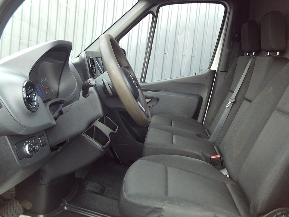 Mercedes Sprinter 316 2,2 CDi A2 Kassevogn aut. RWD