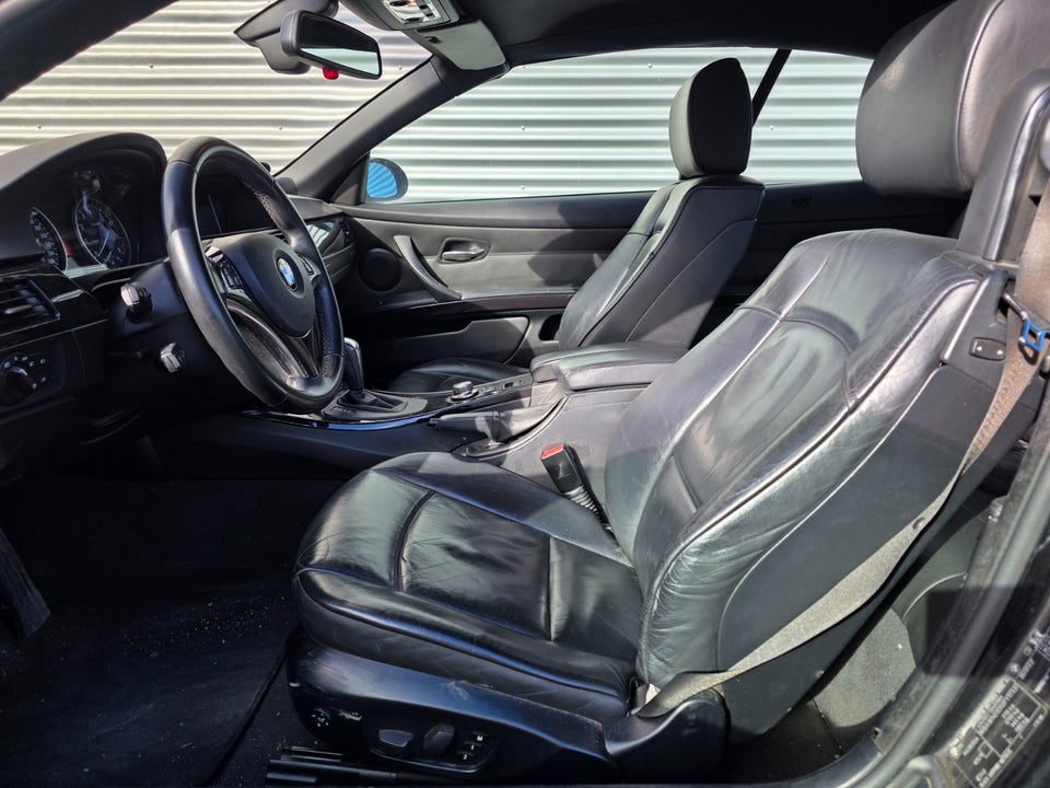 BMW 325i 3,0 Cabriolet Steptr. 2d