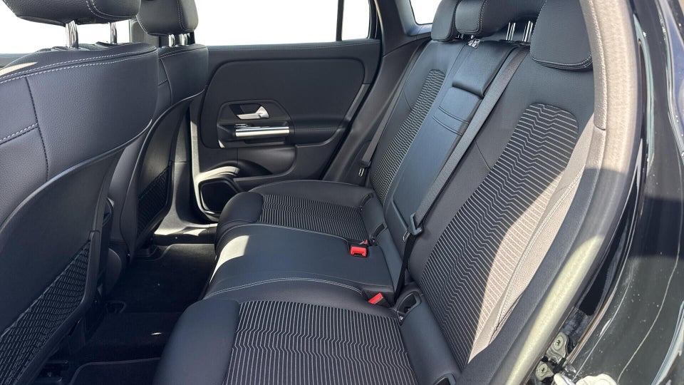 Mercedes EQA250 Progressive 5d