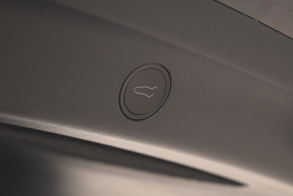 Tesla Model Y RWD 5d