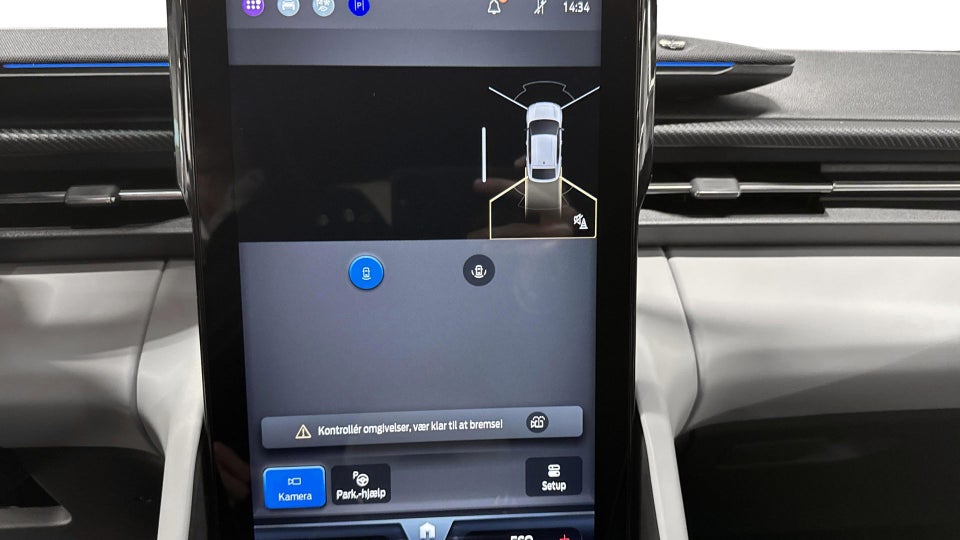 Ford Capri 82 Premium Extended Range 5d