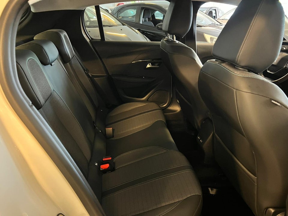 Peugeot 208 1,2 PureTech 100 Evolution 5d