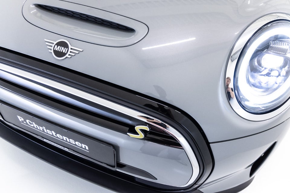 MINI Cooper SE Camden Edition 3d