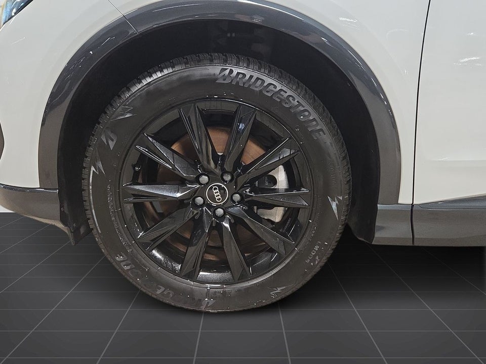 Audi Q4 e-tron 45 Progress 5d