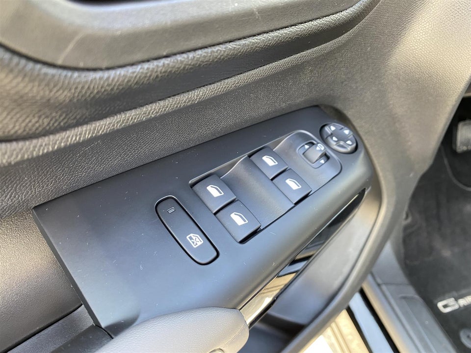 Citroën C5 Aircross 1,6 Hybrid Feel EAT8 5d