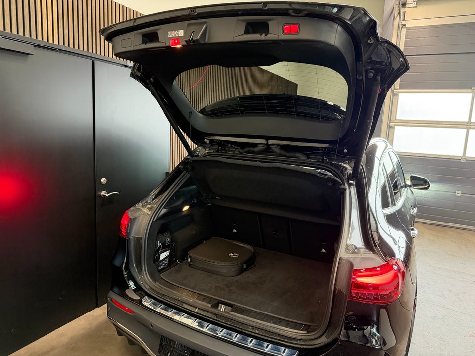 Mercedes EQA250+ AMG Line Premium 5d