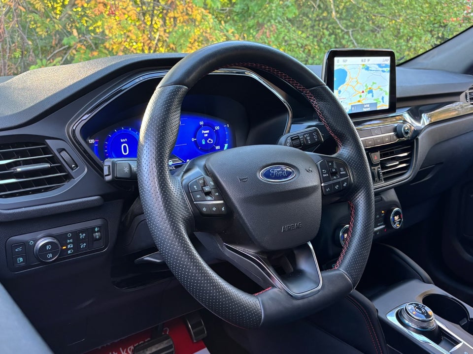 Ford Kuga 2,5 PHEV ST-Line CVT 5d