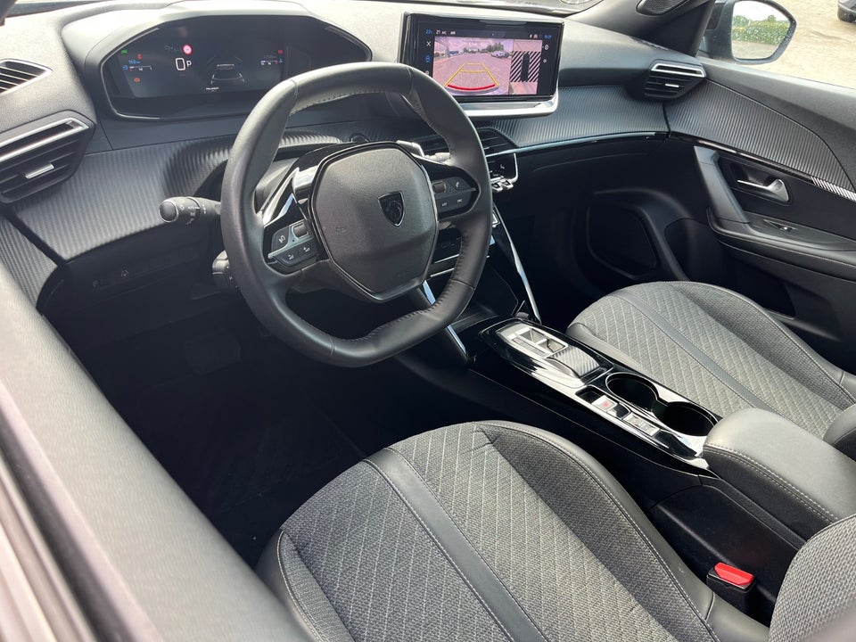Peugeot 2008 1,2 PureTech 130 Black Selection EAT8 5d