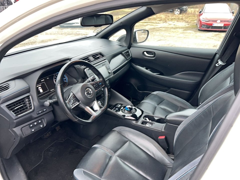 Nissan Leaf 40 Tekna 5d