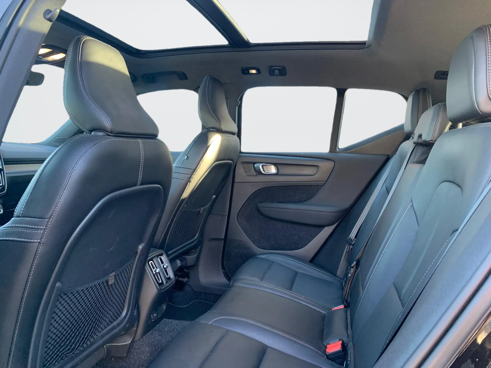 Volvo XC40 P8 ReCharge Twin R-Design 5d