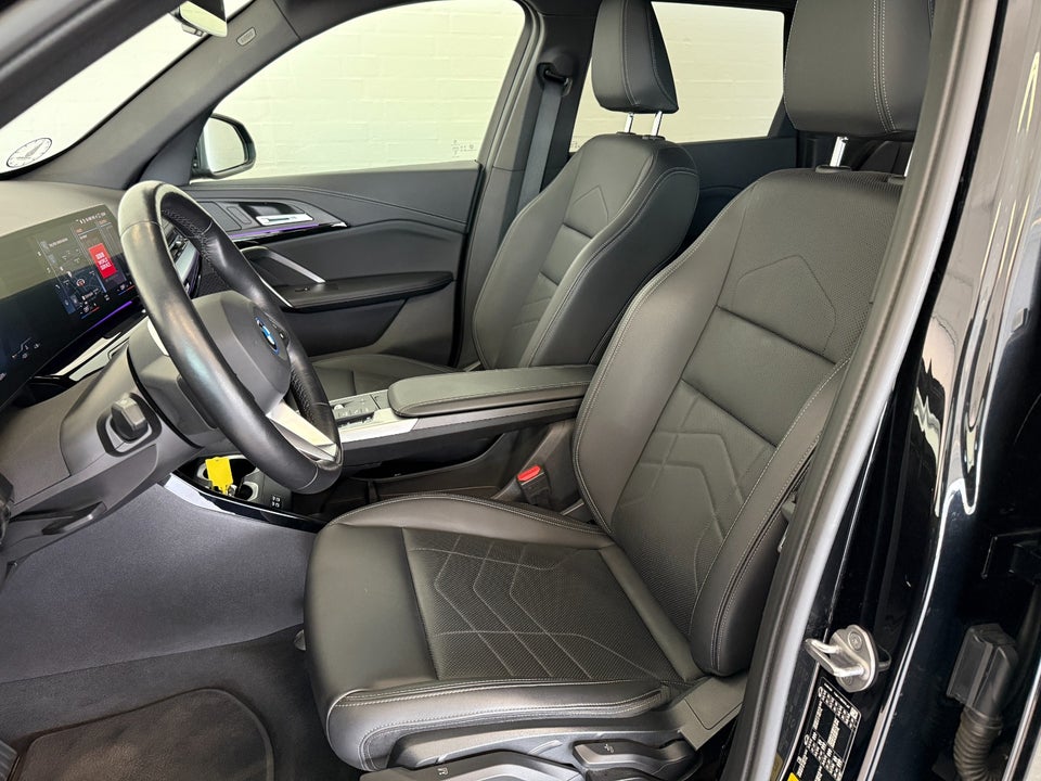 BMW iX1 xDrive30 X-Line 5d