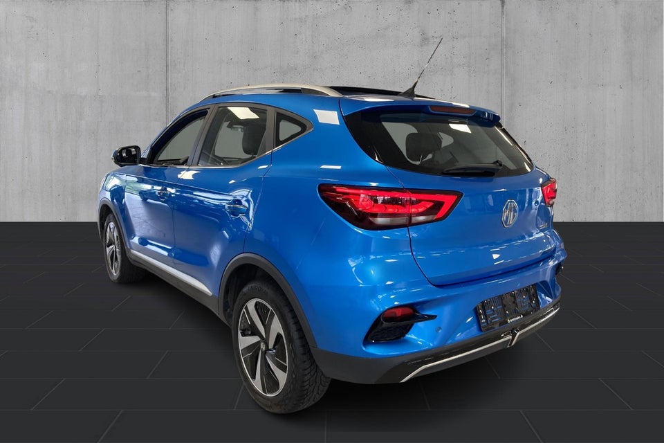 MG ZS EV Luxury 5d