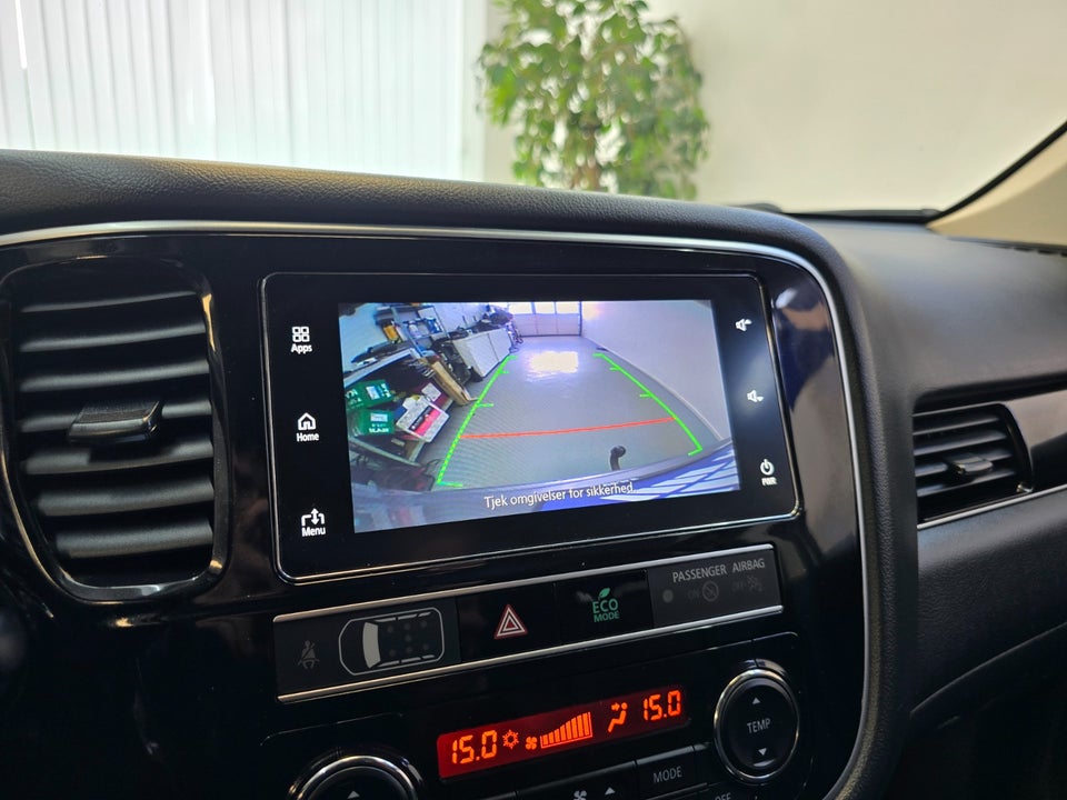 Mitsubishi Outlander 2,4 PHEV Intro Edition CVT 4WD 5d