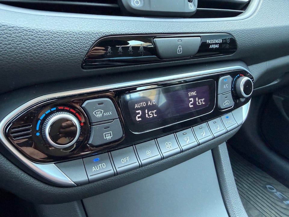 Hyundai i30 1,0 T-GDi Essential 5d
