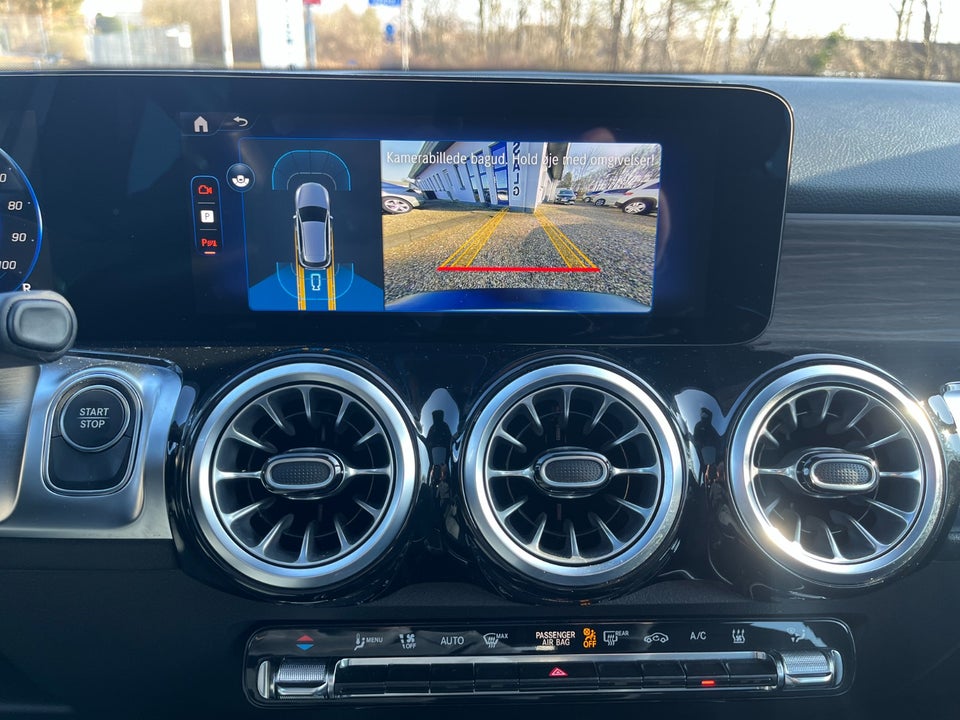 Mercedes EQB250+ Progressive 5d