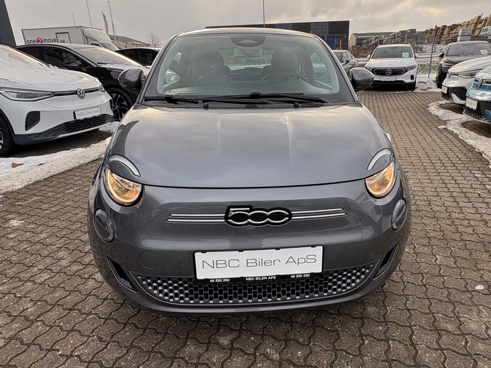 Fiat 500e 42 Icon 3d