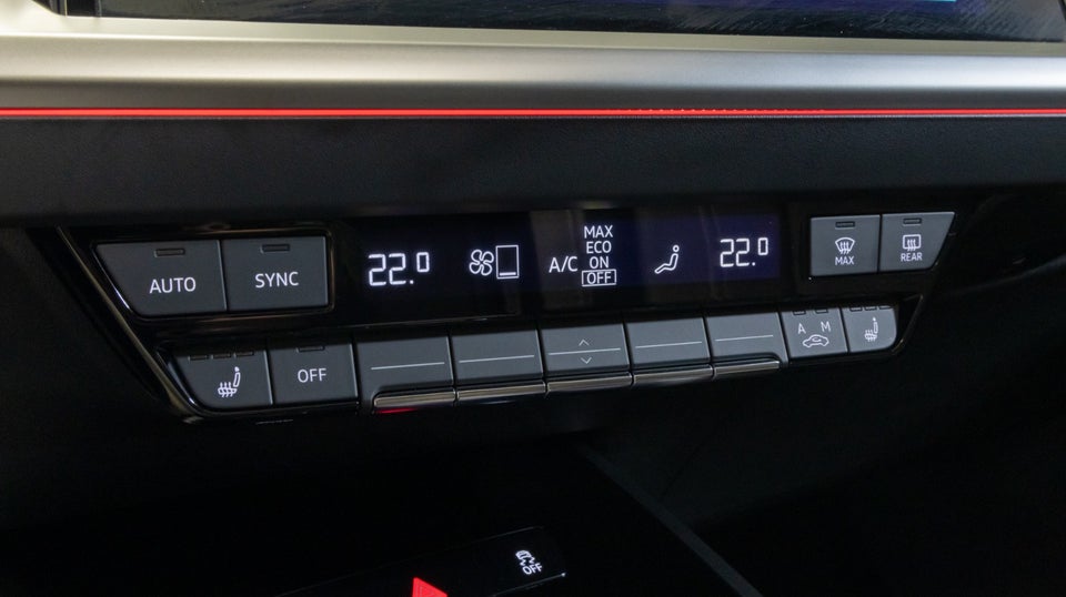 Audi Q4 e-tron 40 S-line 5d