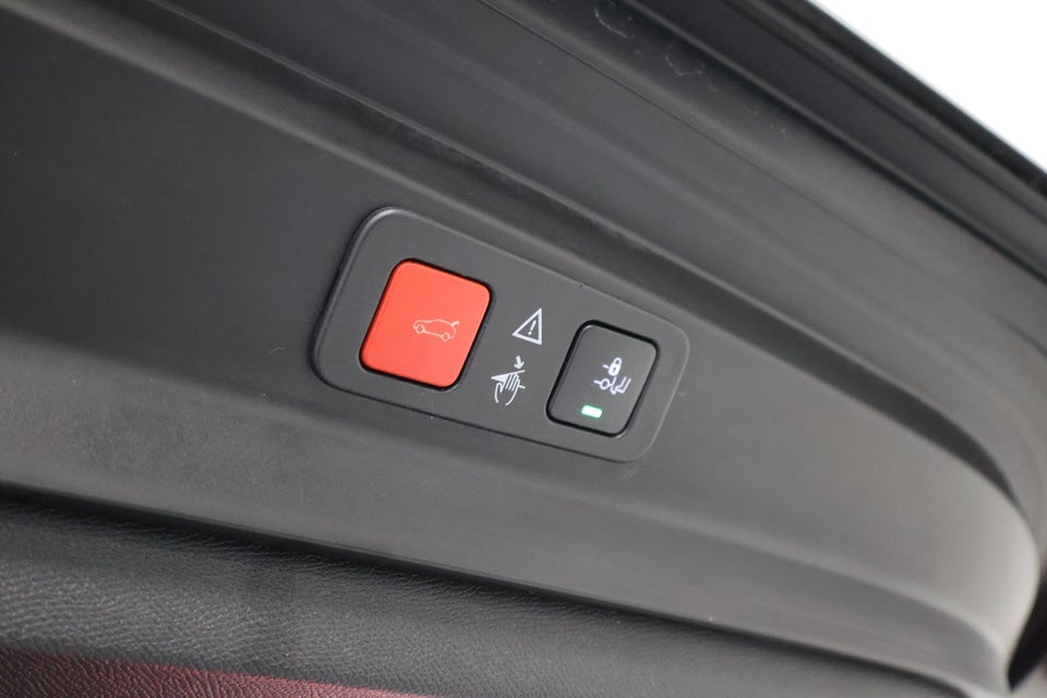 Peugeot 5008 1,5 BlueHDi 130 Allure 7prs 5d