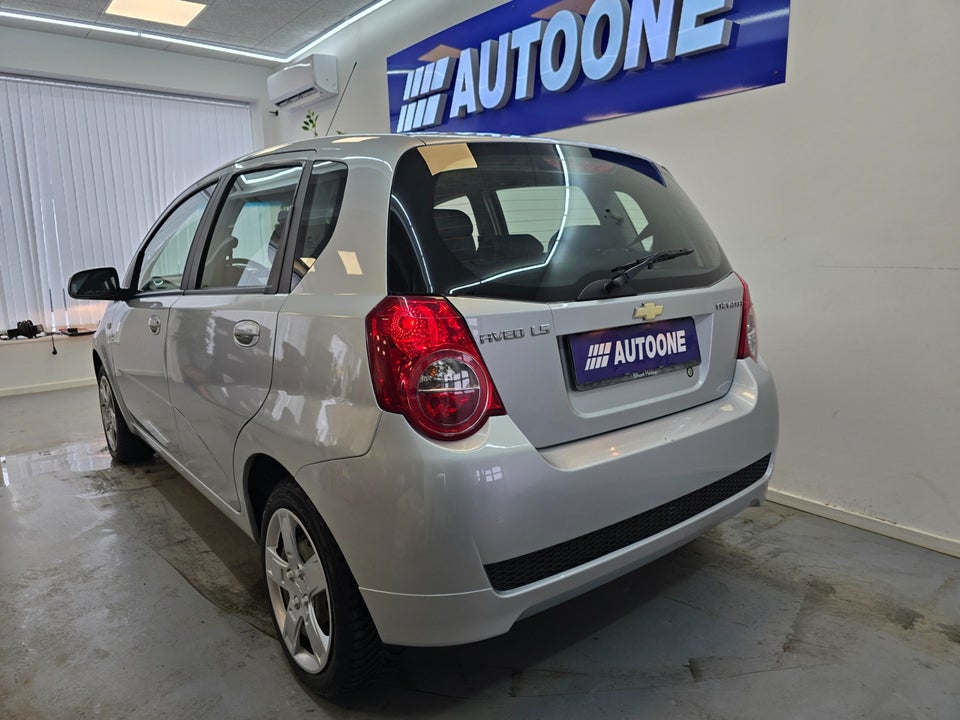 Chevrolet Aveo 1,2 LS 5d