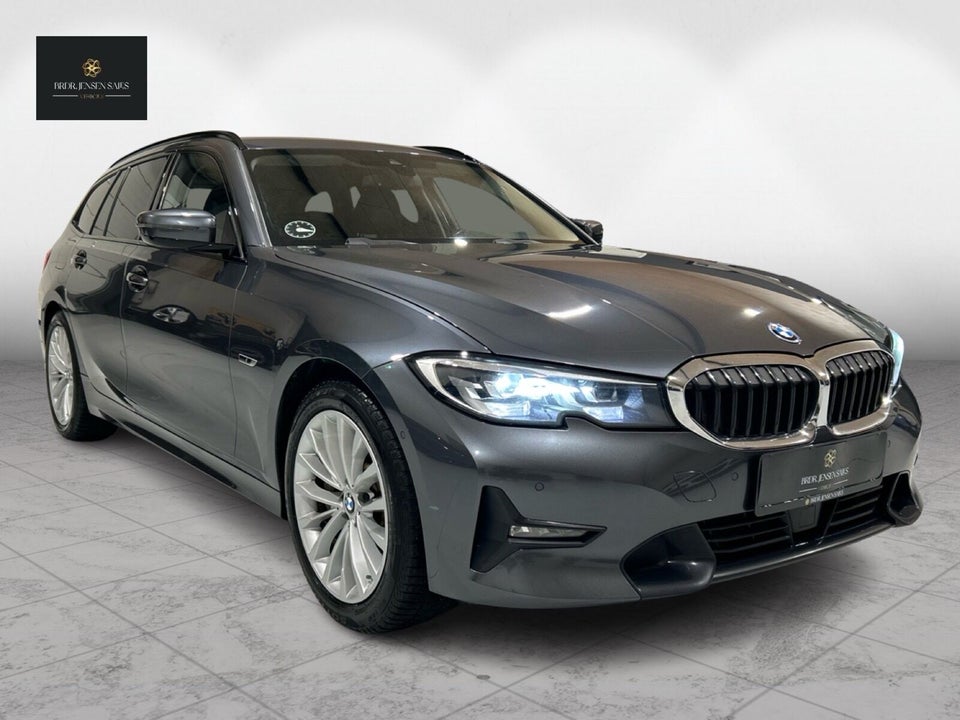 BMW 330e 2,0 Touring Sport Line aut. 5d