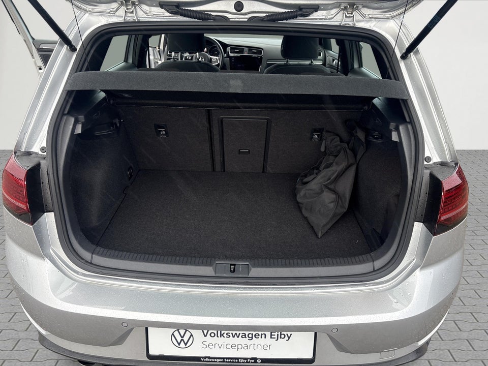 VW Golf VII 1,4 GTE DSG 5d