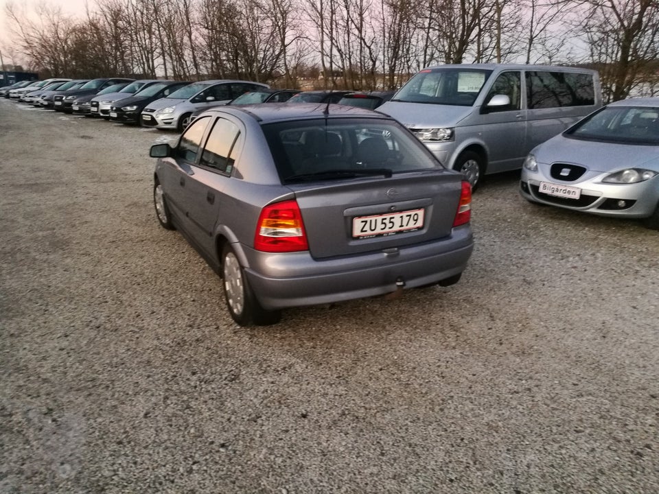 Opel Astra 1,6 Comfort 4d