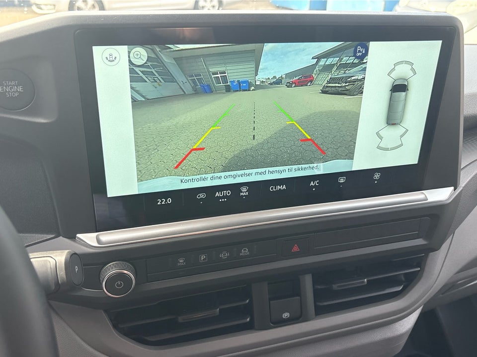 VW e-Caravelle 64 Basis SWB