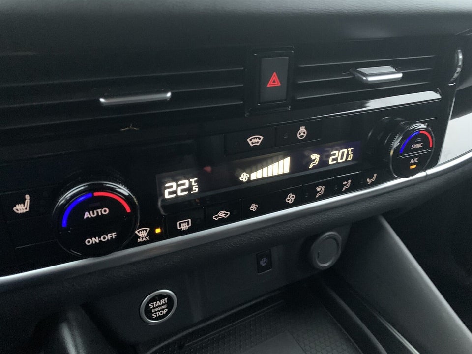 Nissan Qashqai 1,3 mHEV N-Connecta X-tr. 5d