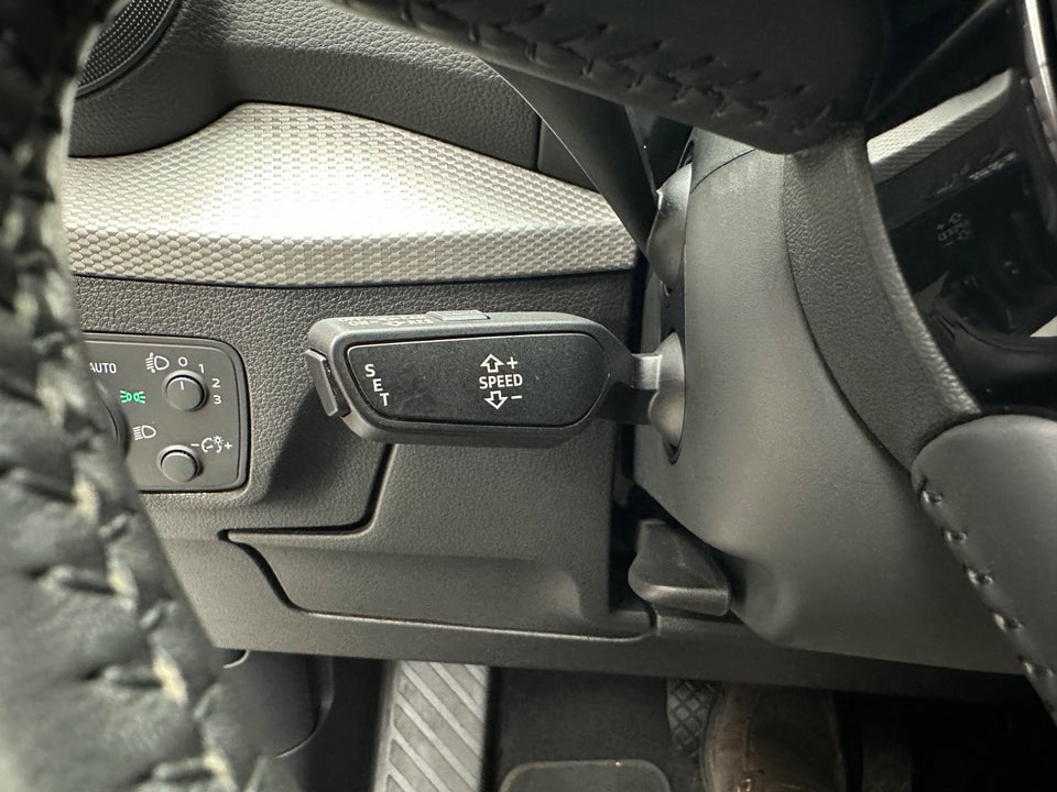 Audi Q2 1,0 TFSi 116 S-tr. 5d
