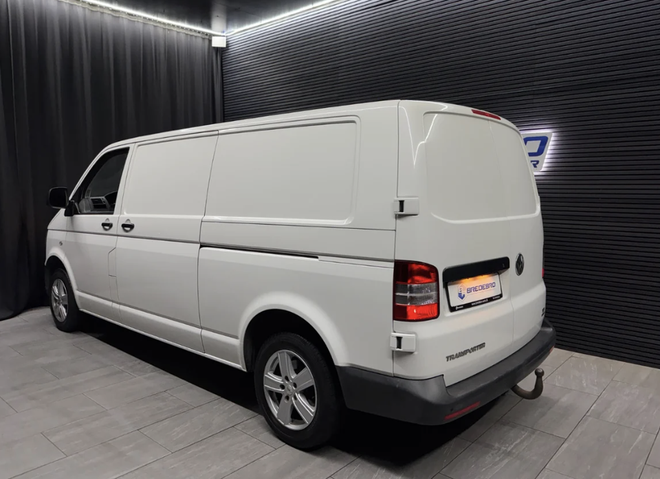 VW Transporter 2,0 TDi 114 Kassevogn lang 5d