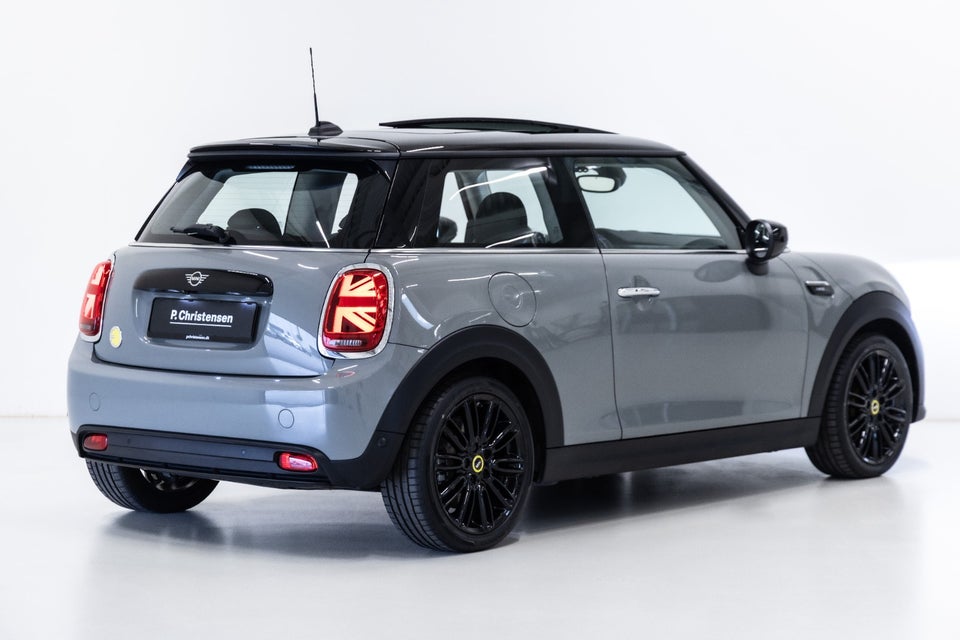 MINI Cooper SE Camden Edition 3d
