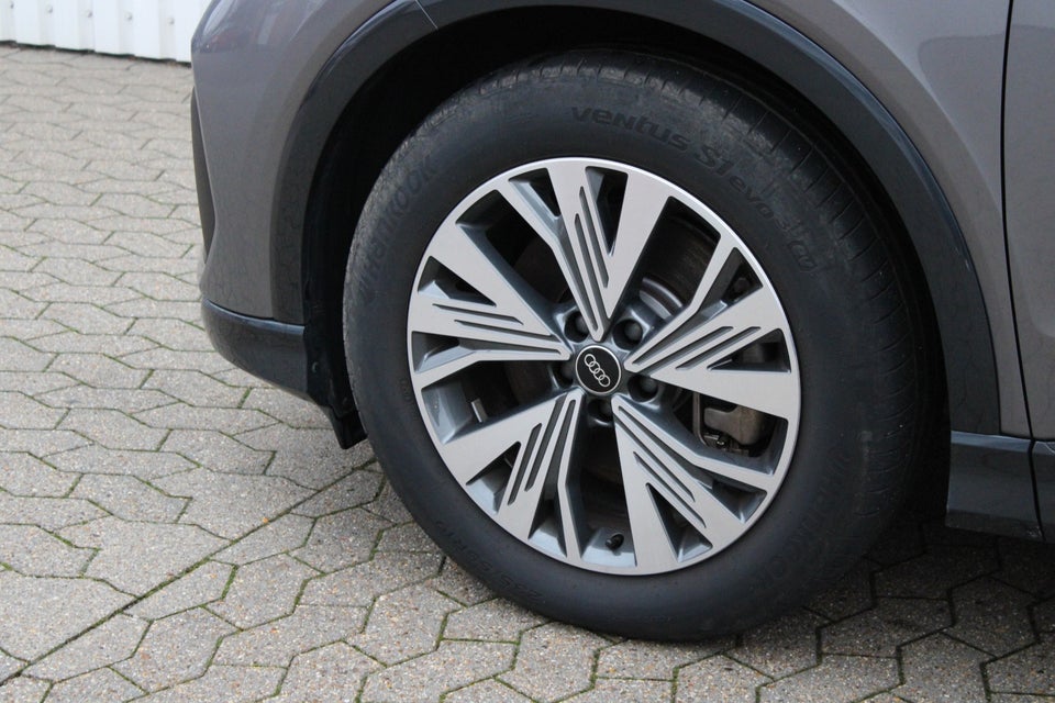 Audi Q4 e-tron 45 Advanced S-line 5d