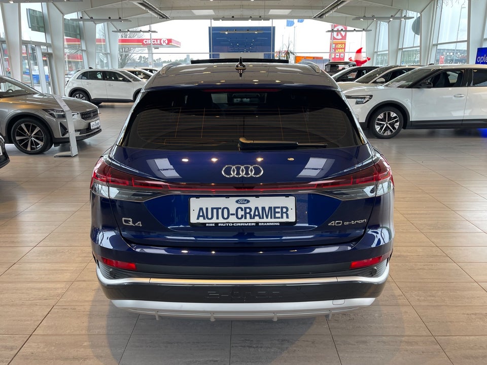 Audi Q4 e-tron 40 S-line 5d