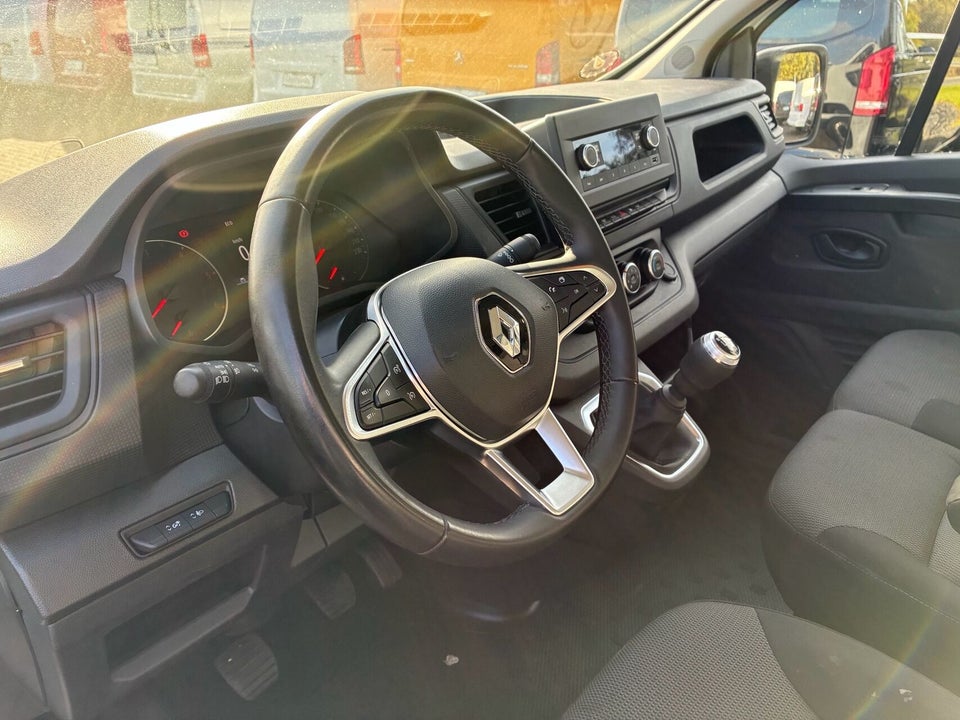 Renault Trafic 2,0 dCi 130 L2H1 Tekno