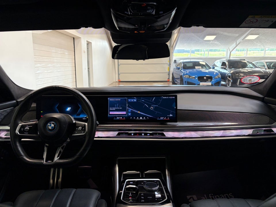 BMW i7 xDrive60 M-Sport 4d
