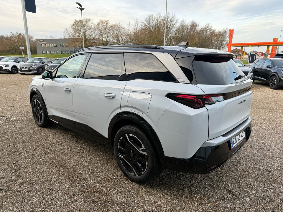Peugeot e-5008 77 GT Pack 7prs 5d