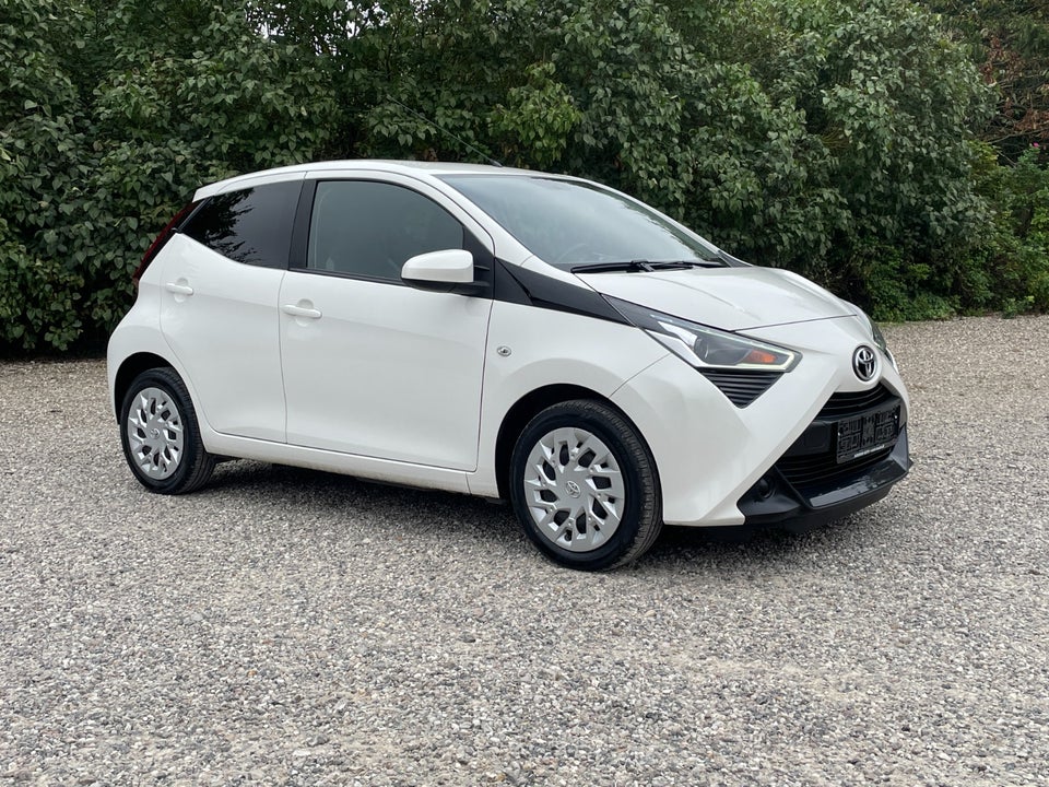 Toyota Aygo 1,0 VVT-i x-pression 5d