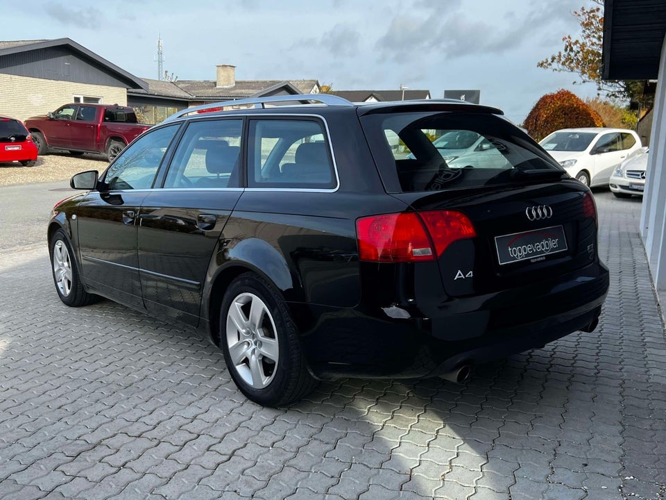 Audi A4 1,8 T 163 Avant quattro 5d